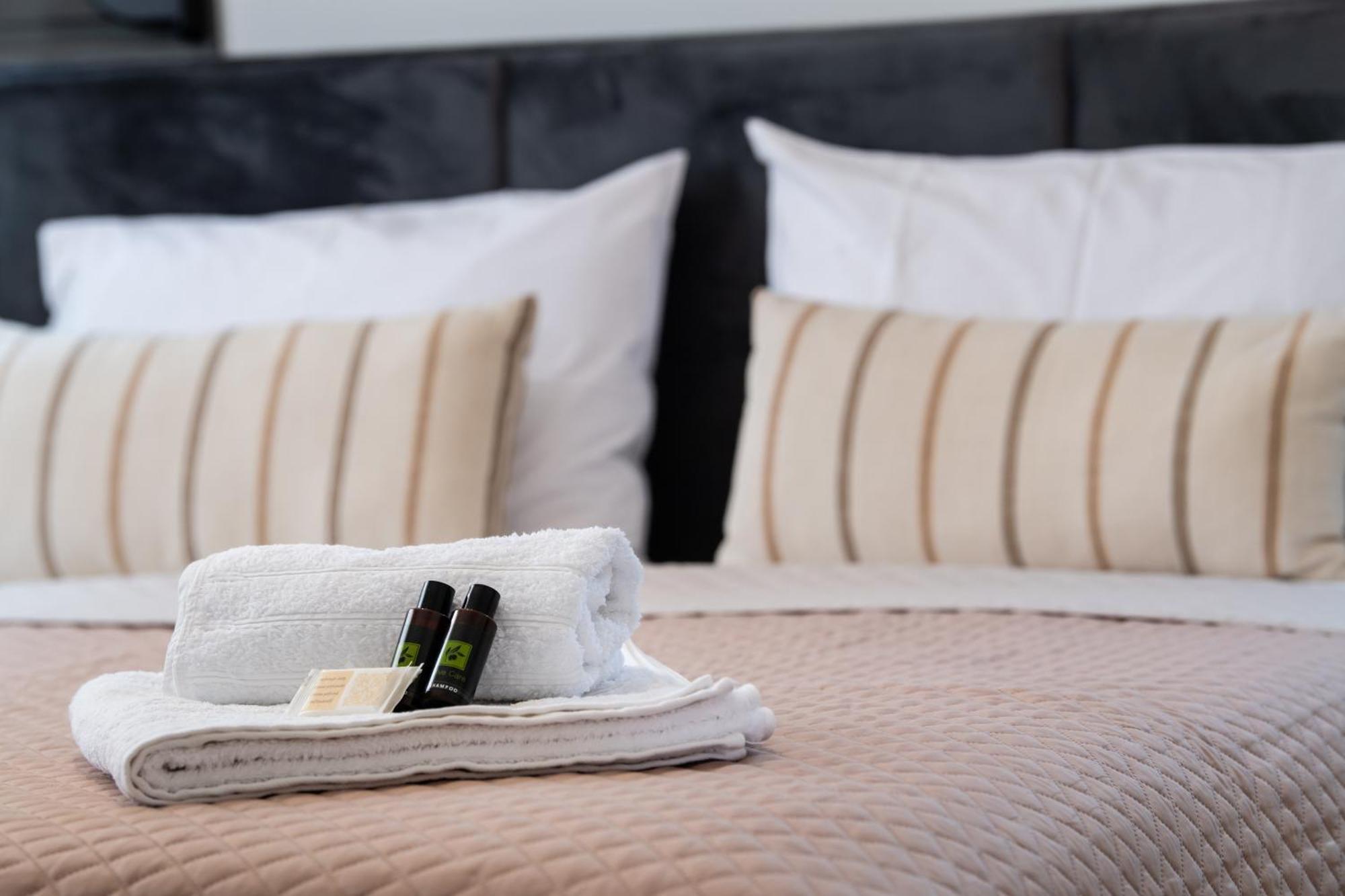 Blue Horizon Seaside Suite By Imagine Lefkada Nikiana Esterno foto